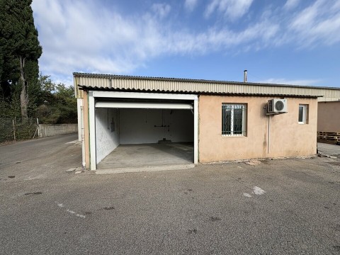 Vente Local commercial , 55 m2 à Saint-Césaire (30900)