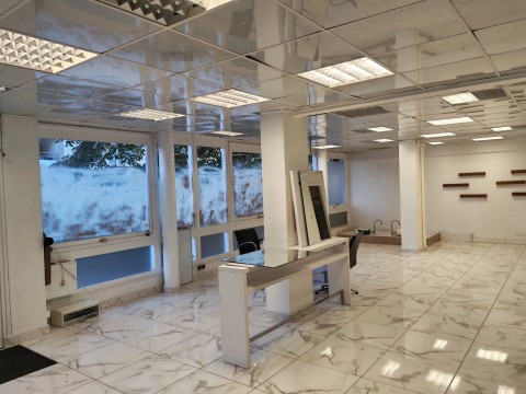 Vente Local commercial de 154 m2 pour différentes activités sur un axe passant, à Bondy (93140)