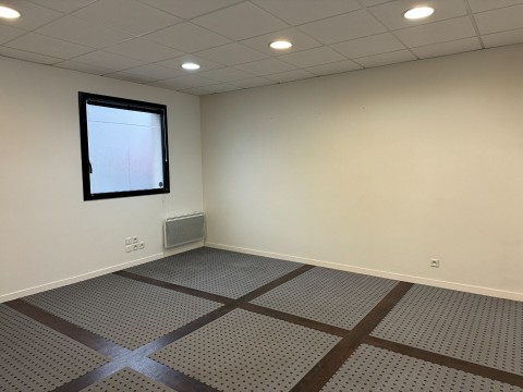 Vente Bureaux / Locaux professionnels, 50 m2 dans les Côtes d'Armor (22) en France