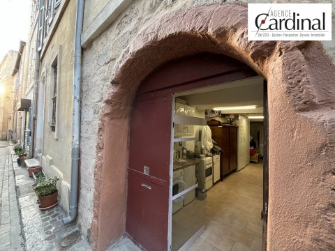 Vente Local commercial , 77 m2 à Marseille 2ème (13002) en France