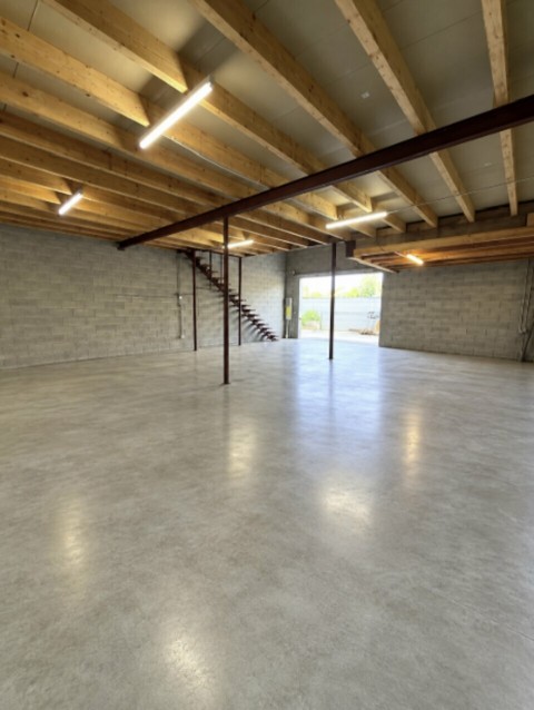 Vente Local d'activité / Entrepôt, 97 m2 à Lunel (34400)