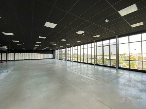 Vente Local commercial , 720 m2 à Vertou (44120)
