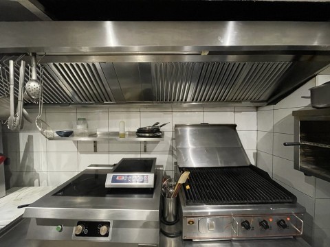 Vente Restaurant 70 couverts avec terrasse dans un quartier vivant, à Paris (75018)