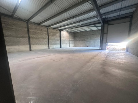 Vente Cellule d'activité de 383 m2 au calme, à Vitré (35500) en France