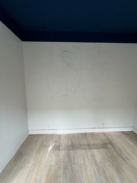 Vente Local commercial , 10 m2 à Paris (75000)