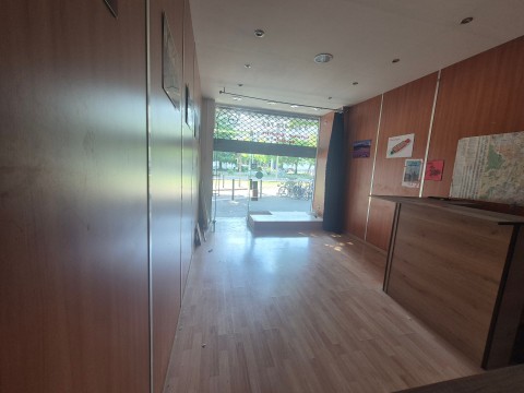 Vente Murs commerciaux, 34 m2 proche des commodités, à Grenoble (38000) en France