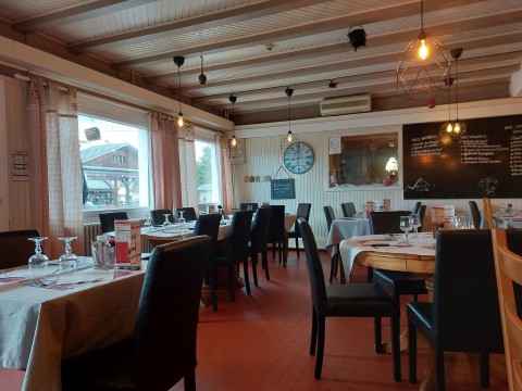 Vente Local commercial Bar avec terrasse en Savoie (73) en France