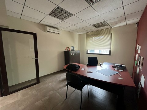 Vente Local commercial , 165 m2 à Carpentras (84200)
