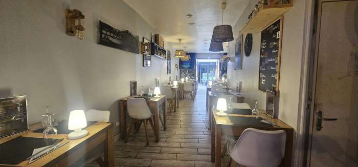 Vente Restaurant - spécialités régionales et pizzas en plein centre ville de Millau (12100) en France