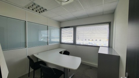 Vente Bureaux / Locaux professionnels, 73 m2 à Montoir-de-Bretagne (44550) en France